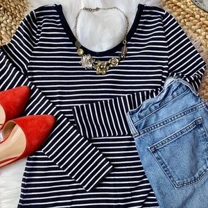 ✨LOFT | Striped Scoop Tee✨